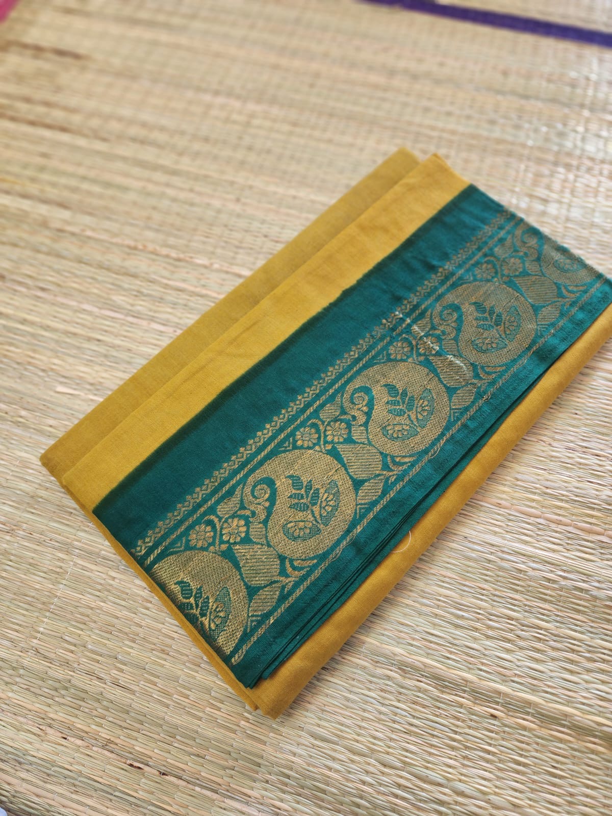 Madurai Sungudi saree (Yellow and green)