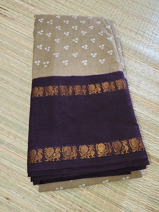 Madurai Sungudi saree (Beige) (without blouse)
