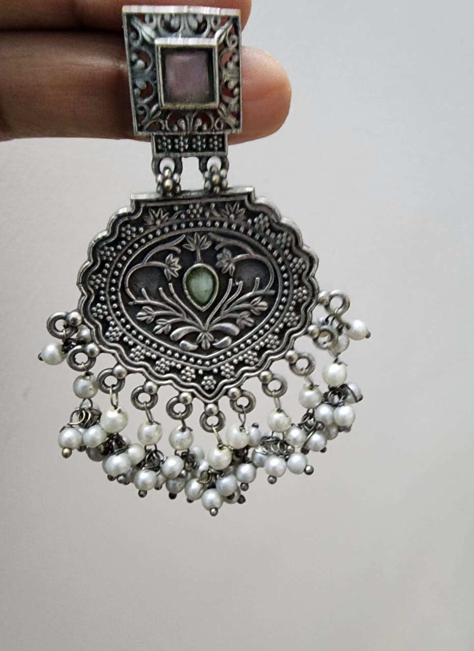 Earrings (Pink and green)